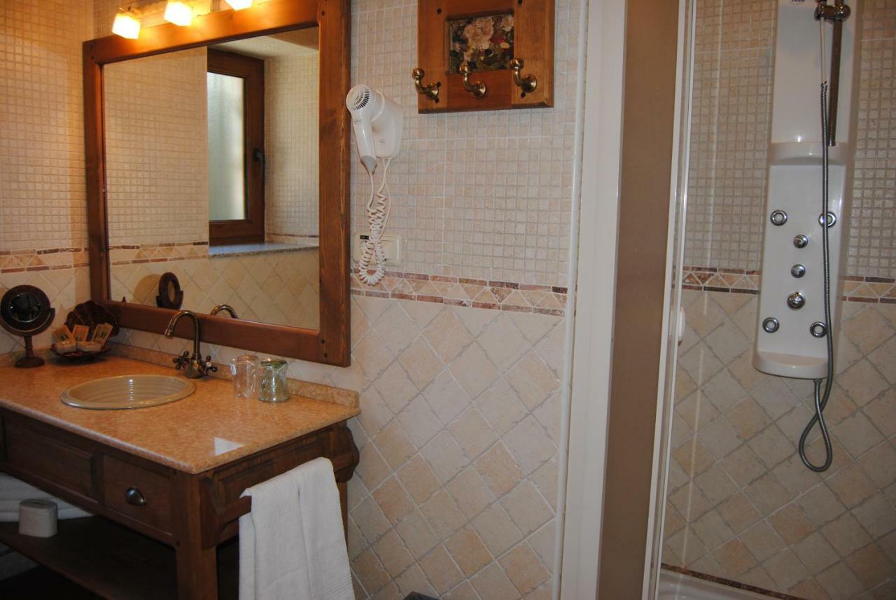Hotel Rural Los Frutales Cercedilla Eksteriør bilde